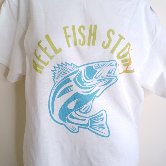 Unisex Heavy Cotton Tee. "Reel Fish Story." Size Medium - Picture 4 of 9